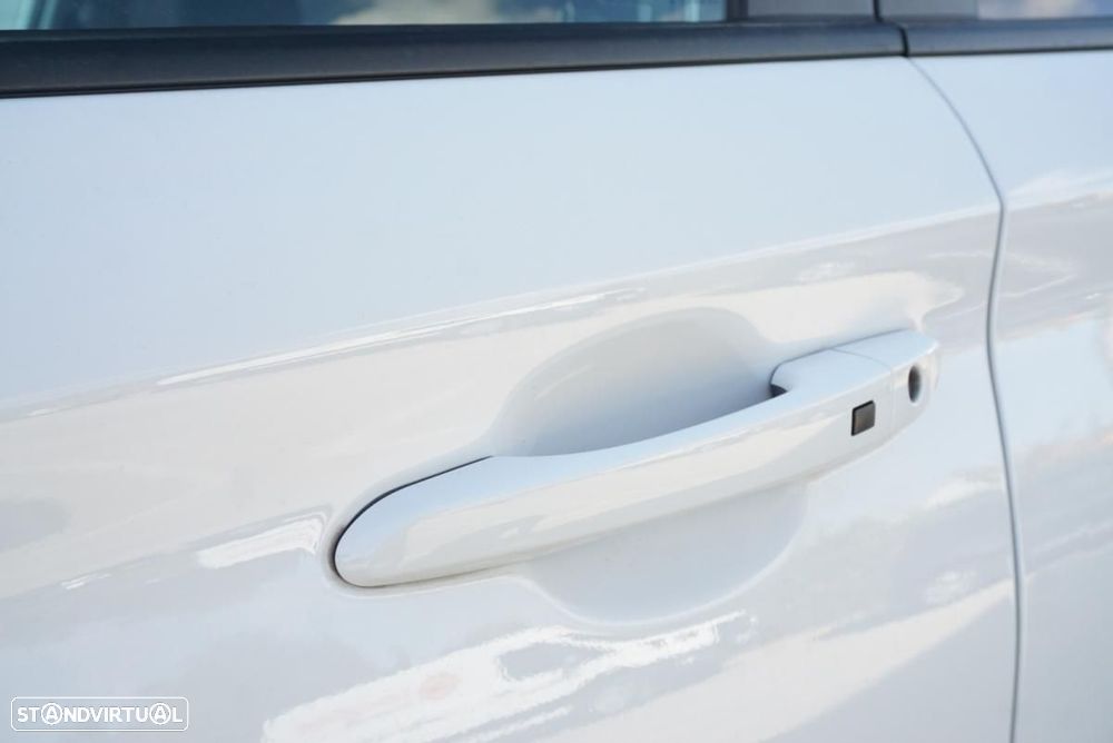Hyundai Kauai EV 64 kWh Premium - 12