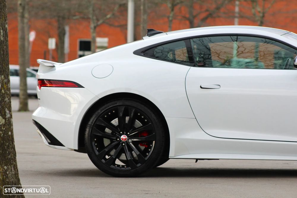 Jaguar F-Type 2.0 i4 R-Dynamic Black - 9