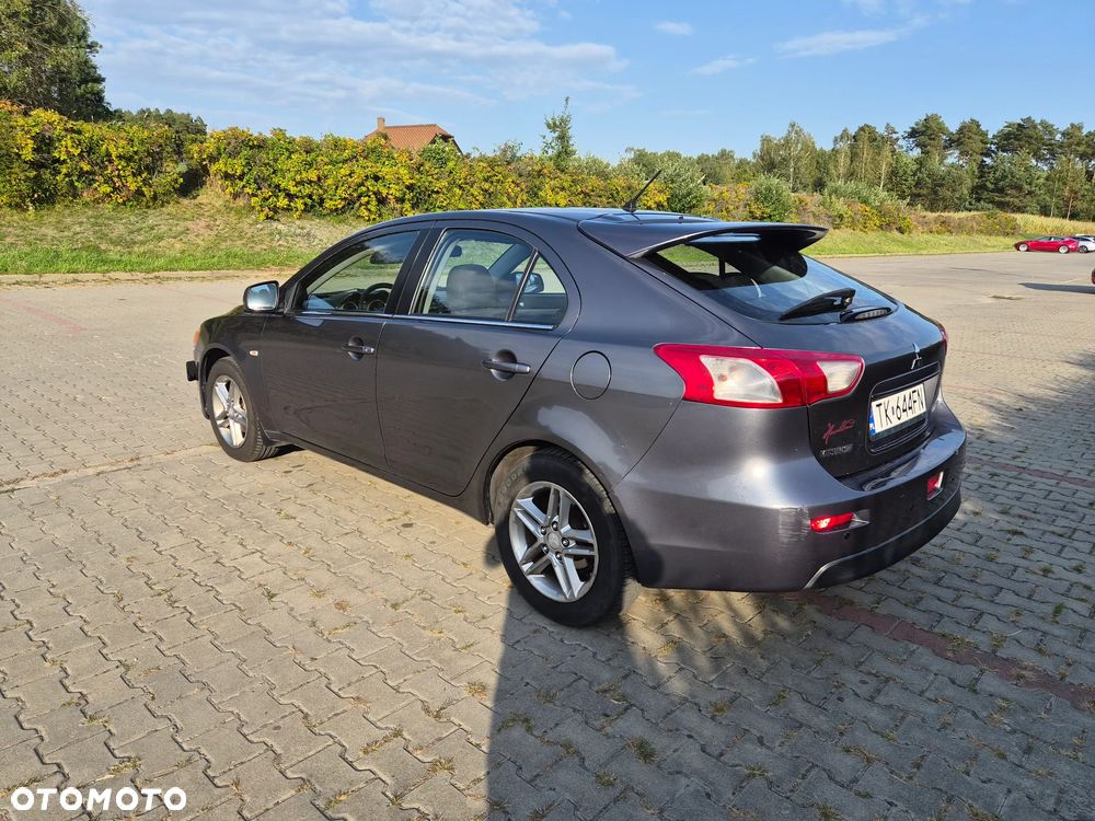 Mitsubishi Lancer 2008 photo 4