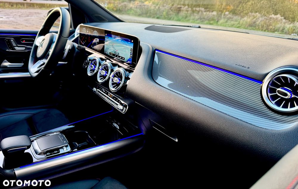 Mercedes-Benz Klasa B 180 d AMG Line 7G-DCT - 33