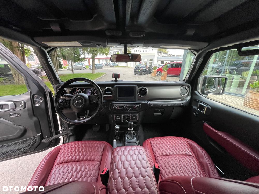 Jeep Wrangler - 20