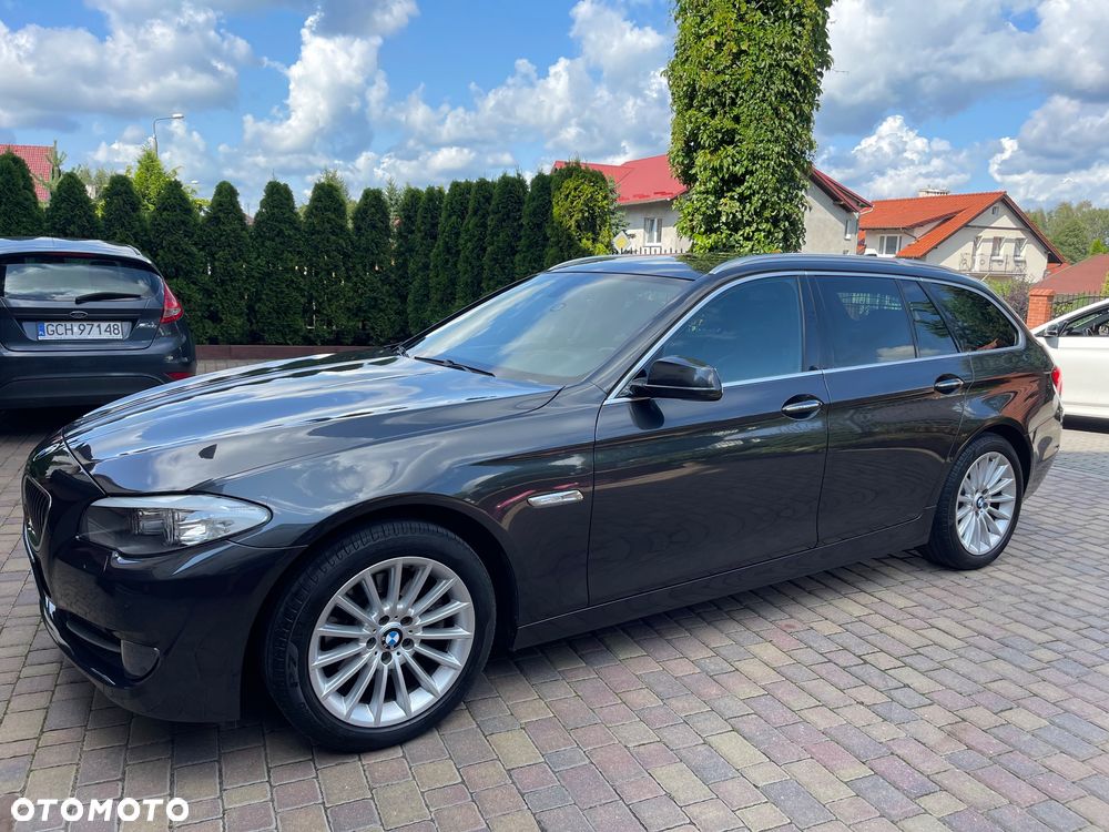BMW Seria 5 520d Touring Modern Line - 2