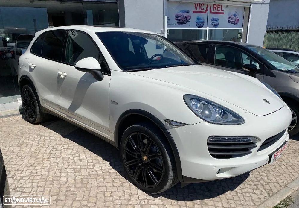 Porsche Cayenne S Hybrid - 3