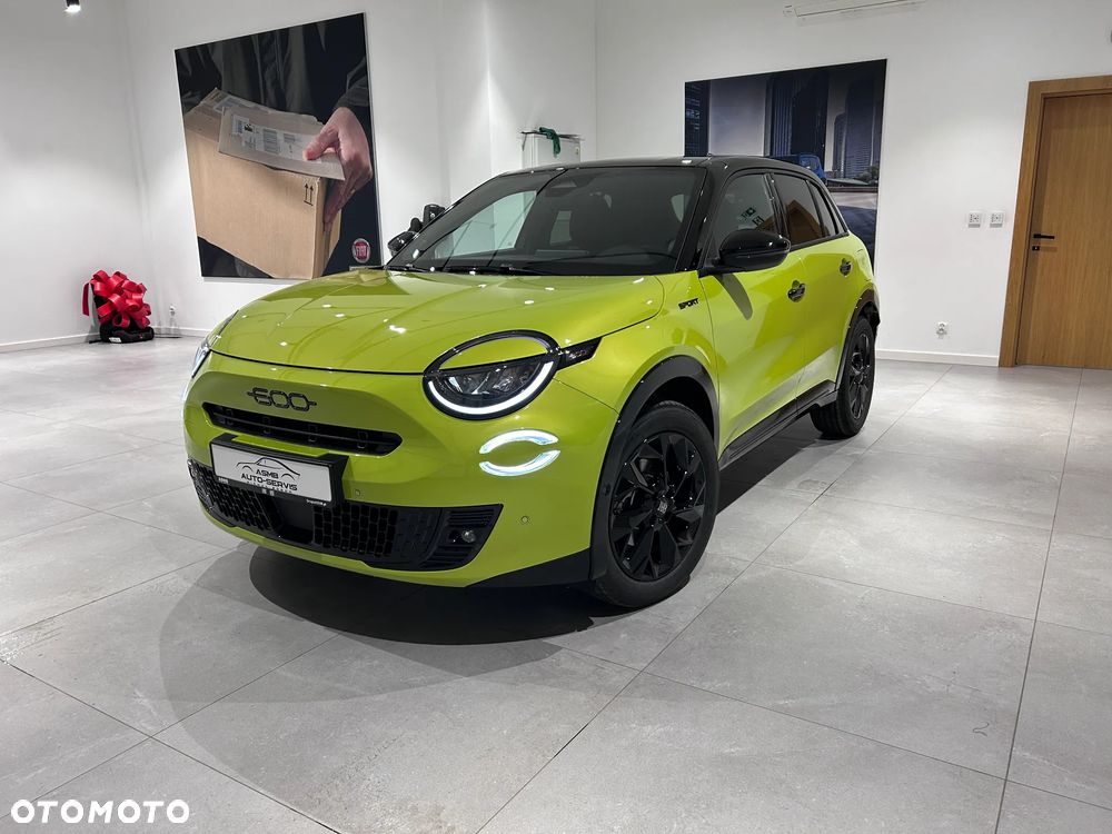 Fiat 600 1.2 Turbo Sport eDCT - 16