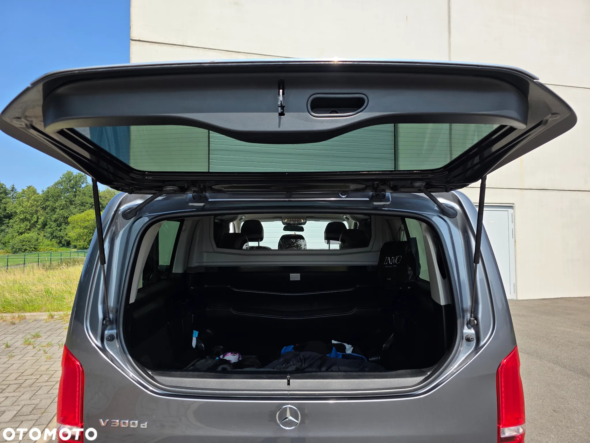 Mercedes-Benz Klasa V 300 d lang 9G-TRONIC Avantgarde Edition 2020 - 8