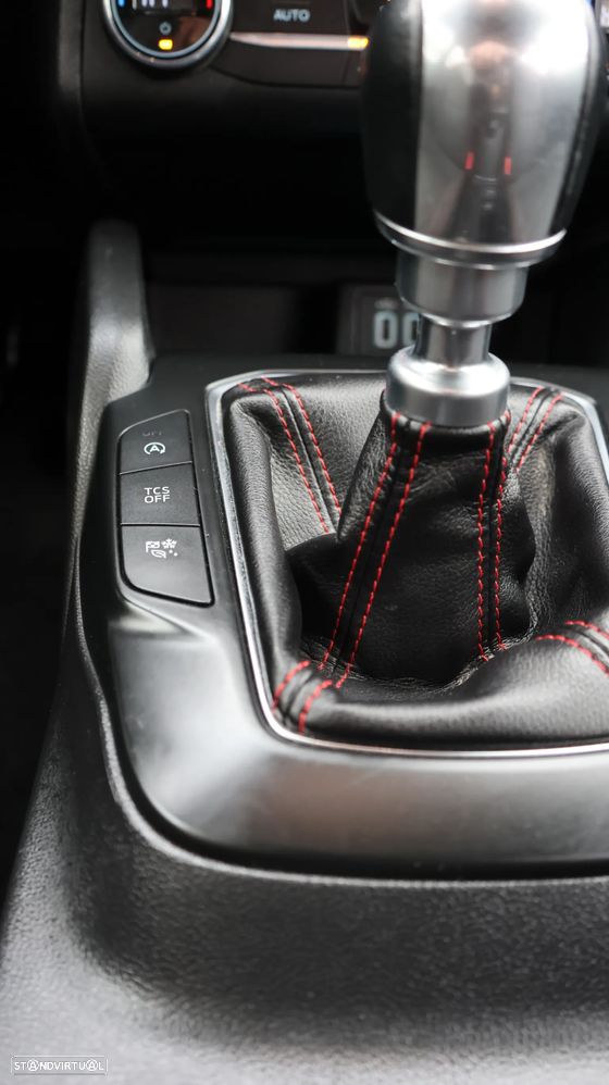 Ford Focus SW 1.5 TDCi EcoBlue ST-Line - 21