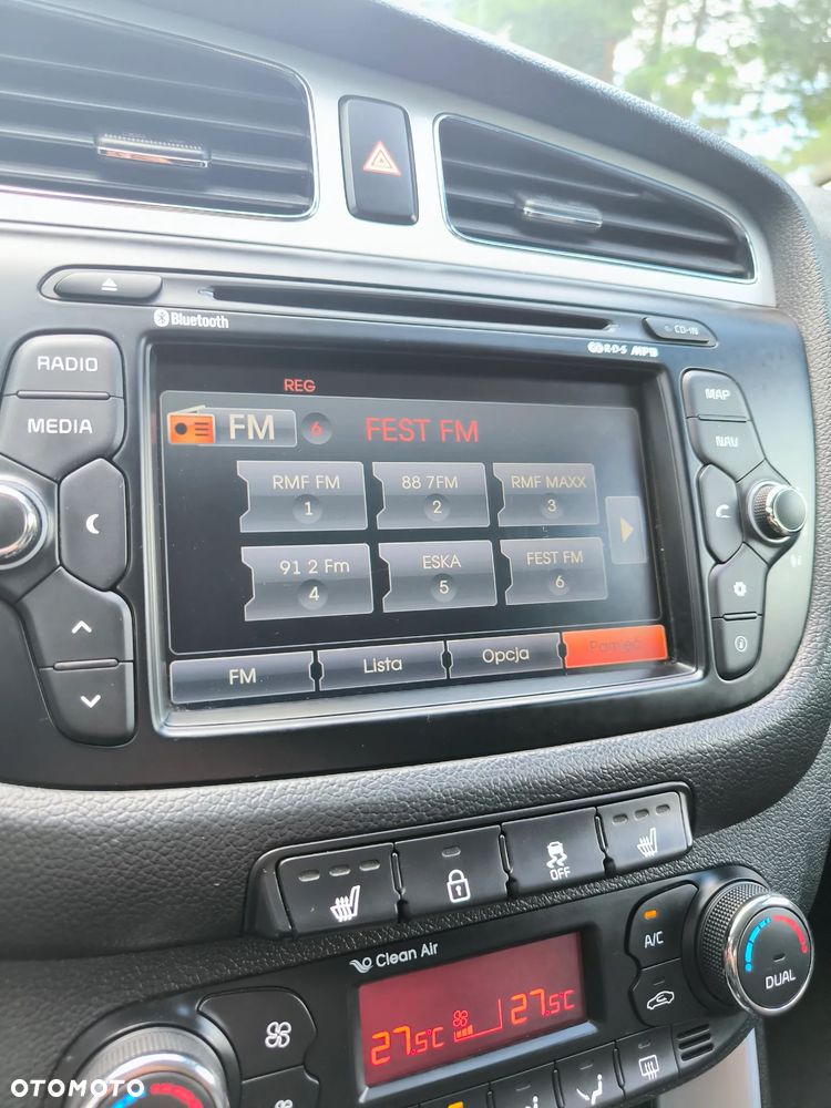 Kia Ceed 1.6 CRDi 128 Platinum Edition - 25