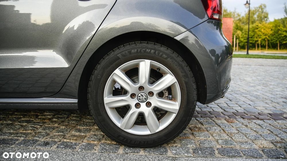 Volkswagen Polo 1.6 TDI Highline - 10