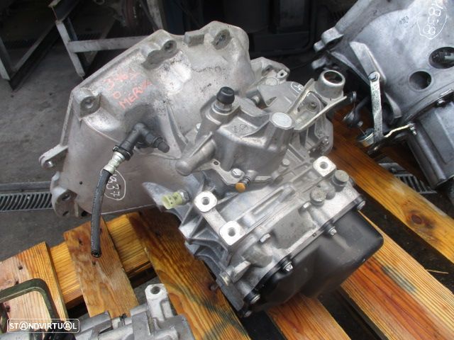 Caixa Velocidades F17 OPEL MERIVA A FASE 2 2010 1.4I 90CV 5P BRANCO GASOLINA 5V - 2