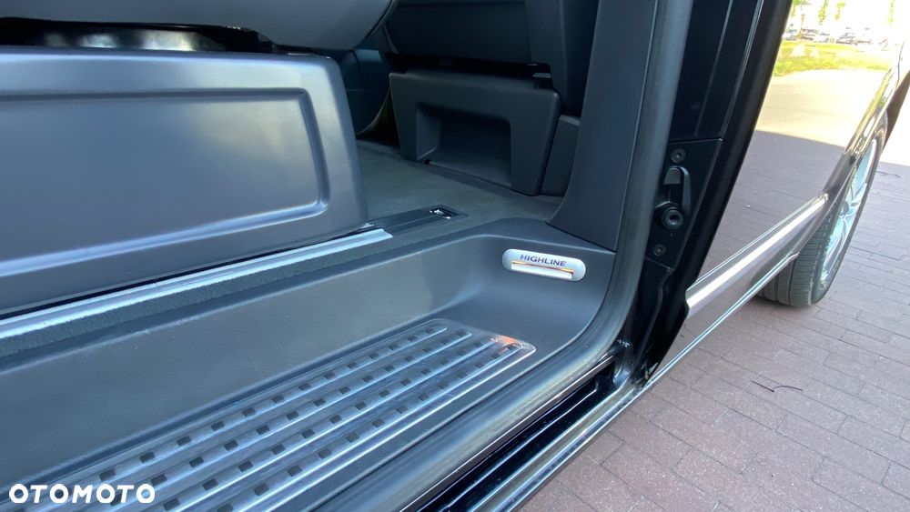 Volkswagen Multivan - 18