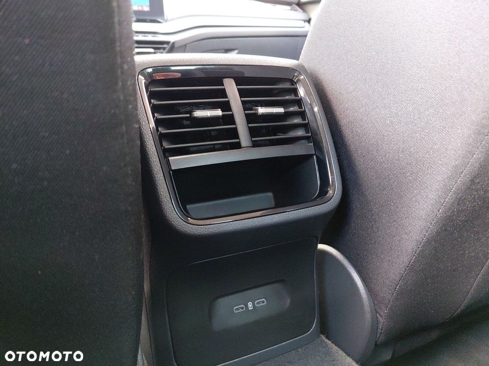 Skoda Octavia 1.5 TSI Selection - 37