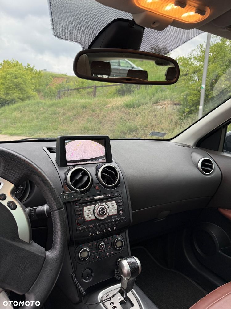 Nissan Qashqai 2.0 4x4 Tekna Premium CVT - 16