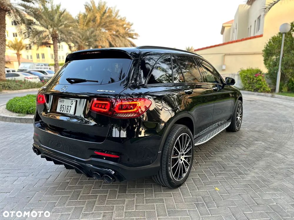 Mercedes-Benz GLC 300 4Matic 9G-TRONIC AMG Line - 5