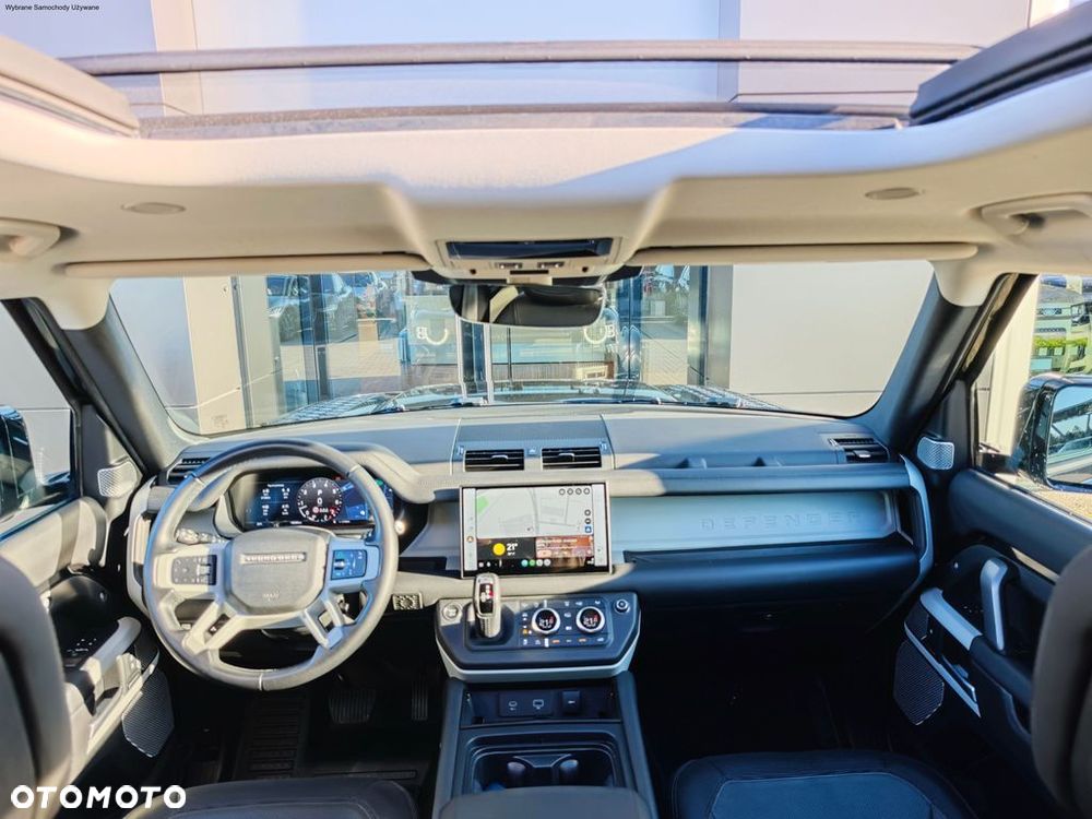 Land Rover Defender - 15