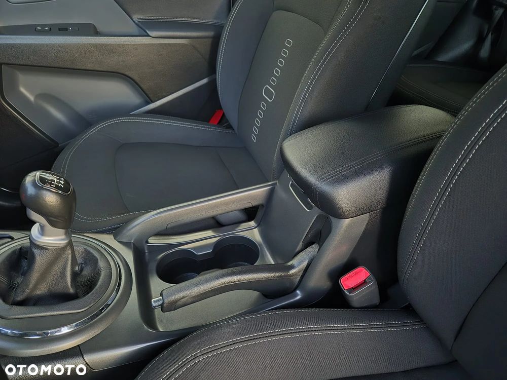 Kia Sportage 1.7 CRDI XL 2WD - 25
