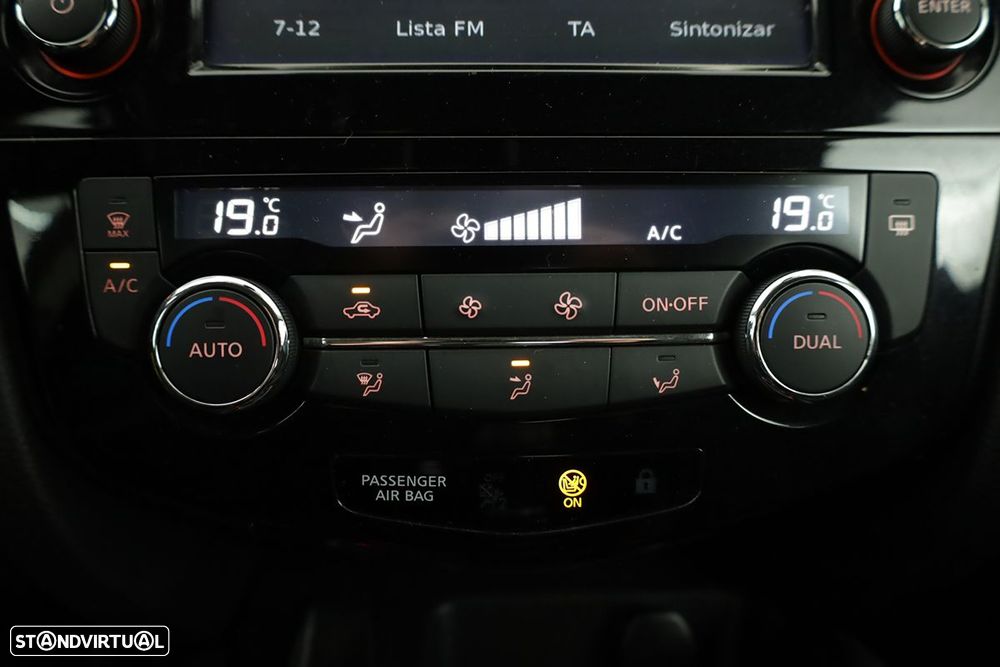 Nissan Qashqai 1.5 dCi N-Connecta Business - 11