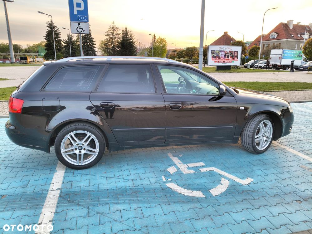 Audi A4 Avant 2.0 TDI - 6