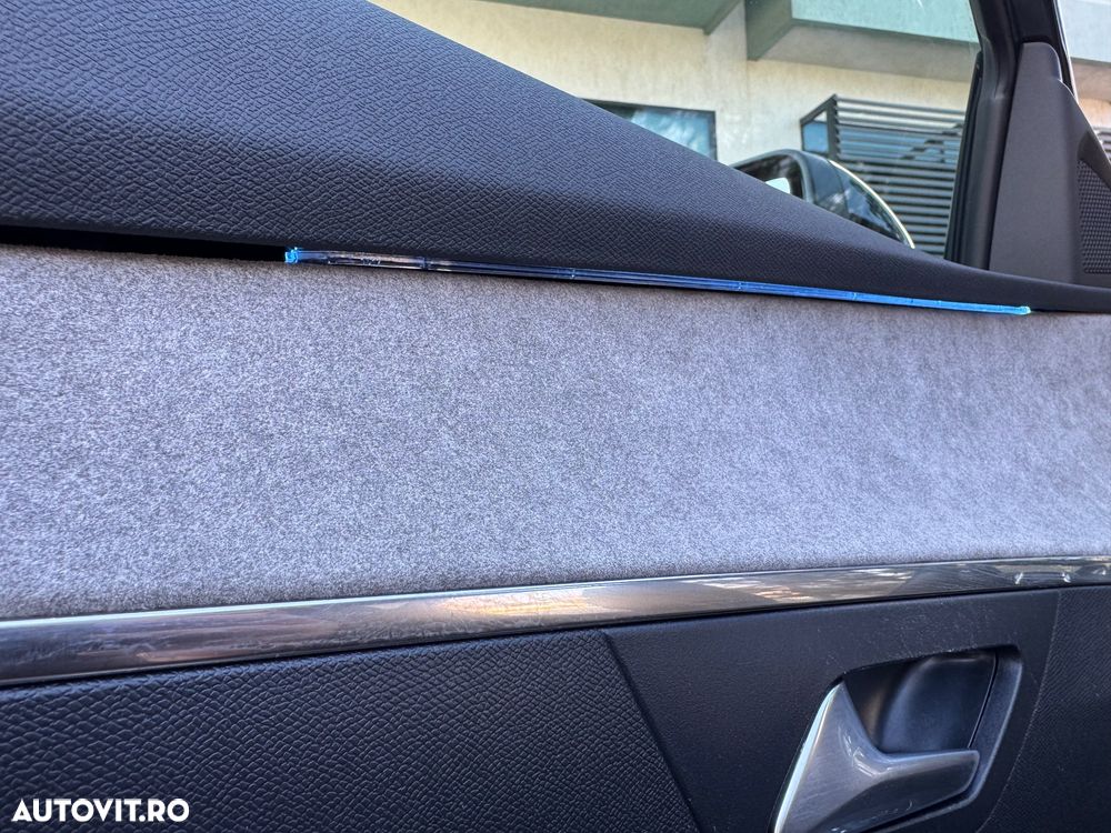 Peugeot 3008 PureTech 130 Stop & Start GPF EAT8 GT - 32