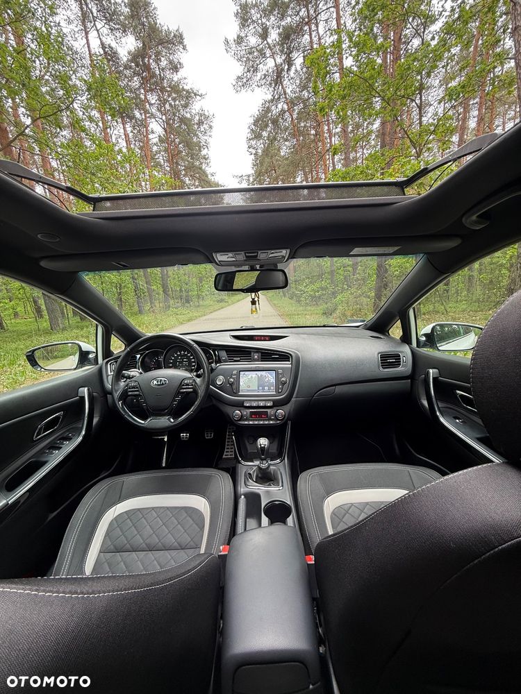 Kia Ceed 1.6 CRDi GT Line - 8