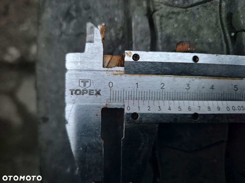 OPONA KOŁO MICHELIN X MULTI 285 70 R 19,5 7mm - 5