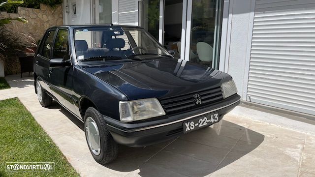 Peugeot 205 1.1 GR - 2