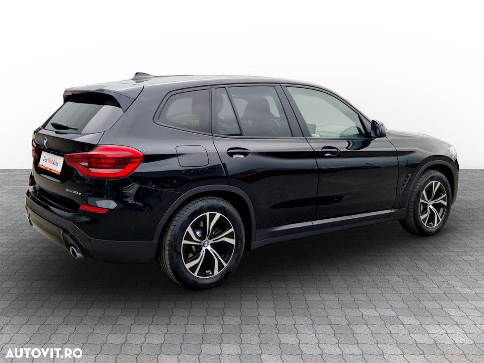 BMW X3 xDrive30e AT PHEV - 8