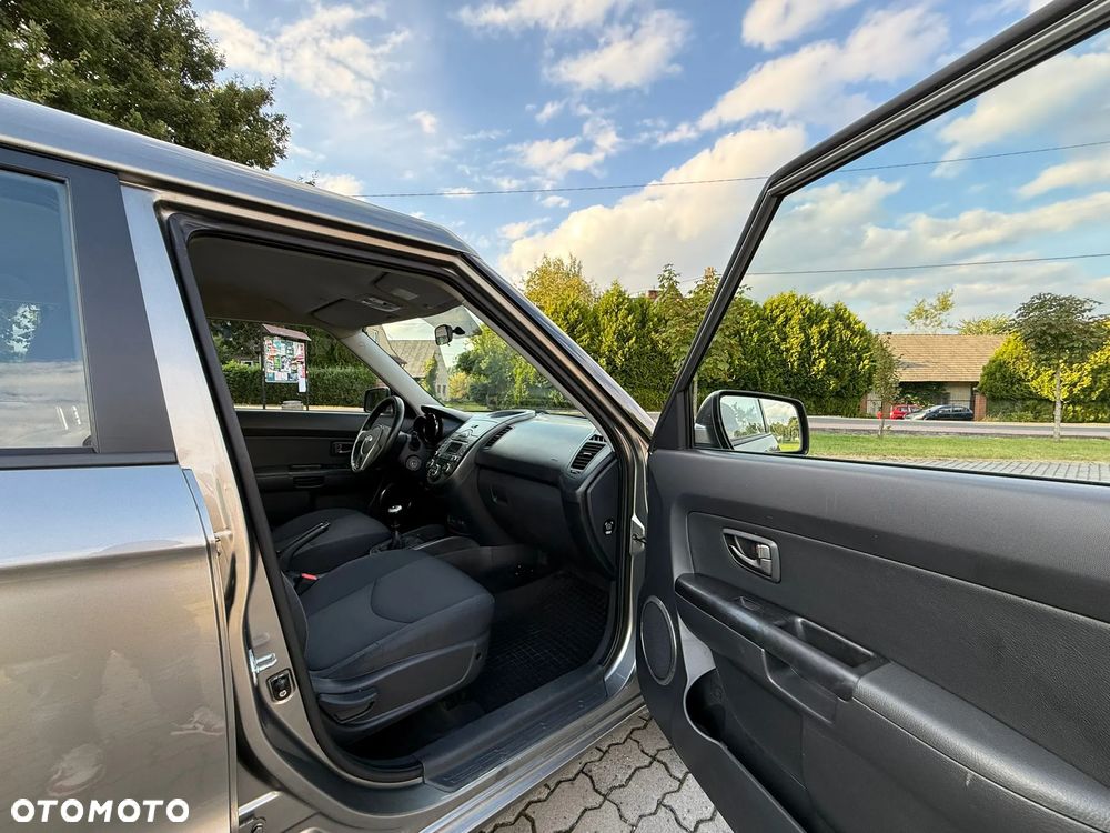Kia Soul 1.6 CRDi L - 18