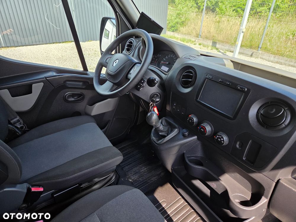 Renault Master - 15