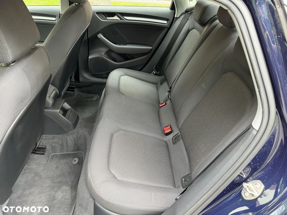 Audi A3 Limousine 1.6 TDI S tronic sport - 21