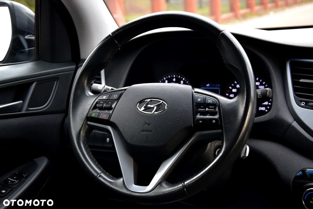 Hyundai Tucson 1.6 GDI BlueDrive Comfort 2WD - 21