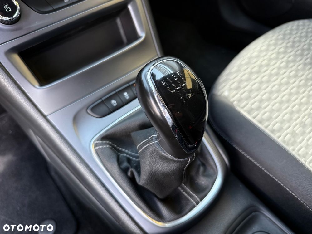 Opel Astra 1.2 Turbo Start/Stop Edition - 28
