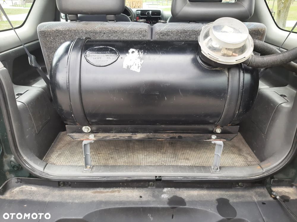 Suzuki Jimny 1.3 - 7