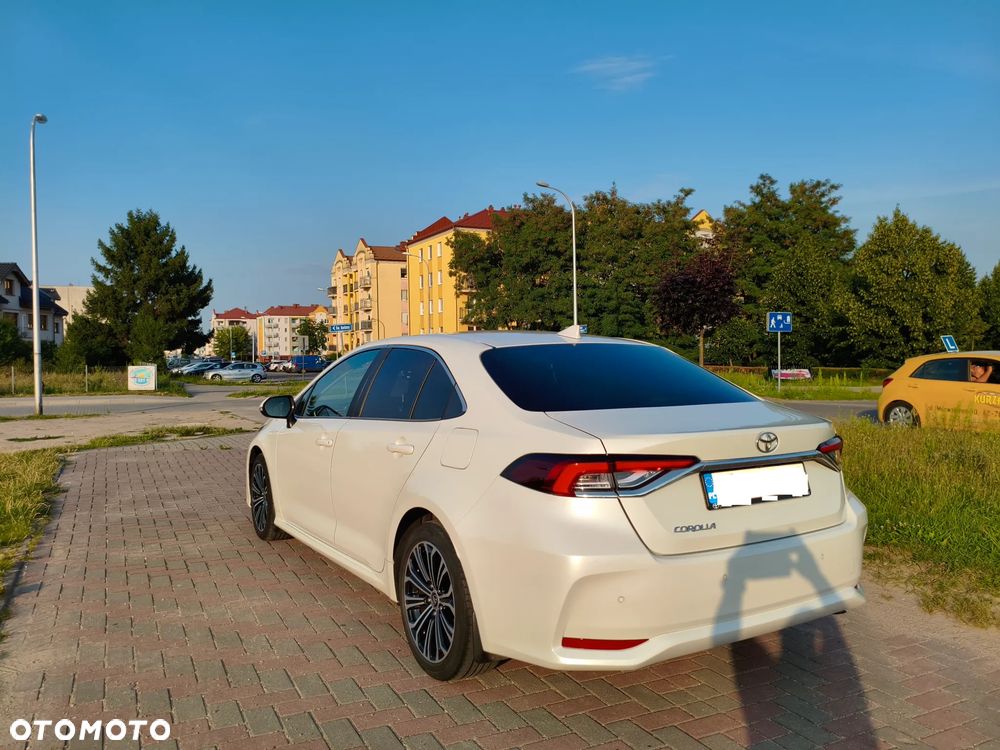 Toyota Corolla 1.6 Comfort - 12