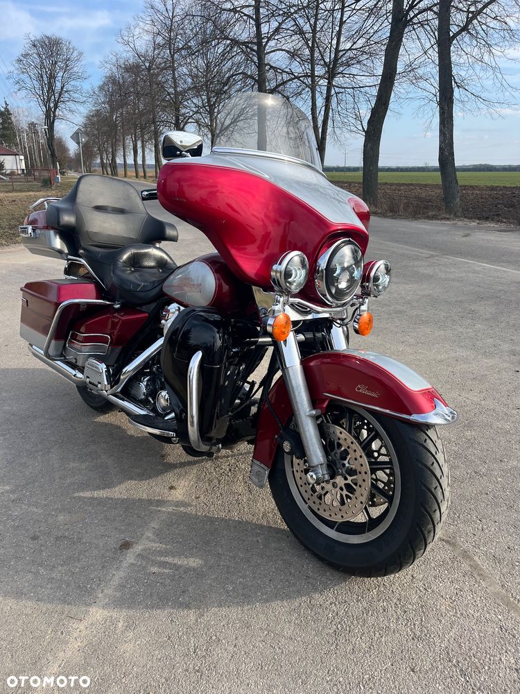 Harley-Davidson FLH Electra Glide - 1