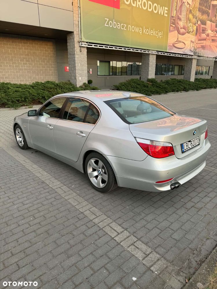 BMW Seria 5 525i - 6