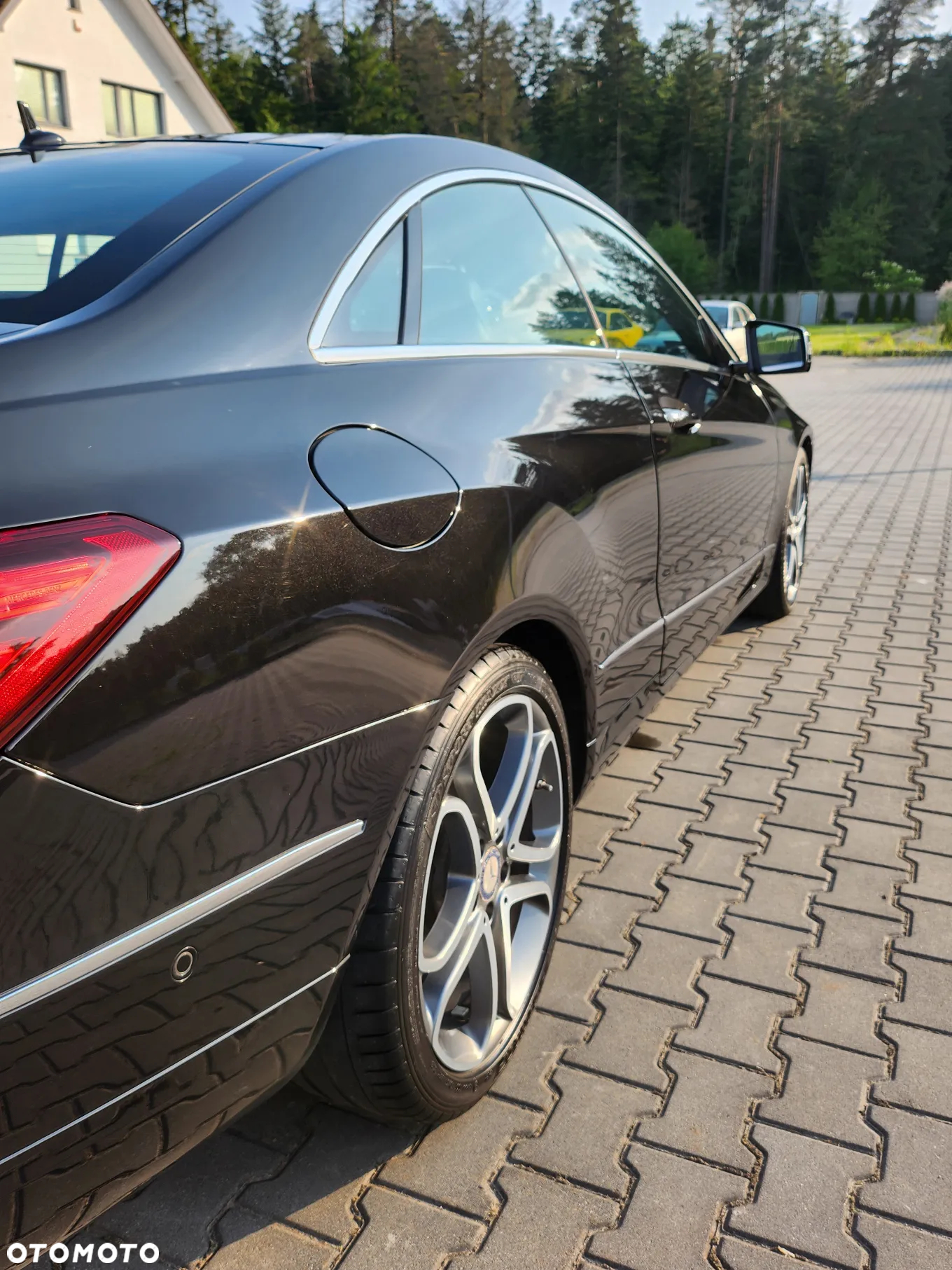 Mercedes-Benz Klasa E 200 Coupe 9G-TRONIC - 17