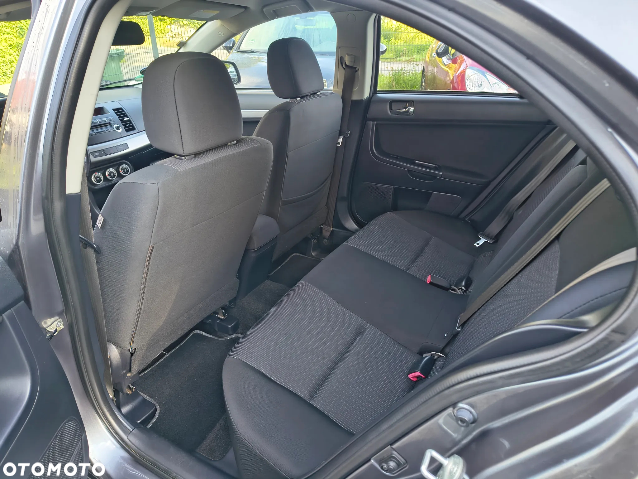 Mitsubishi Lancer 1.8 Inform - 16