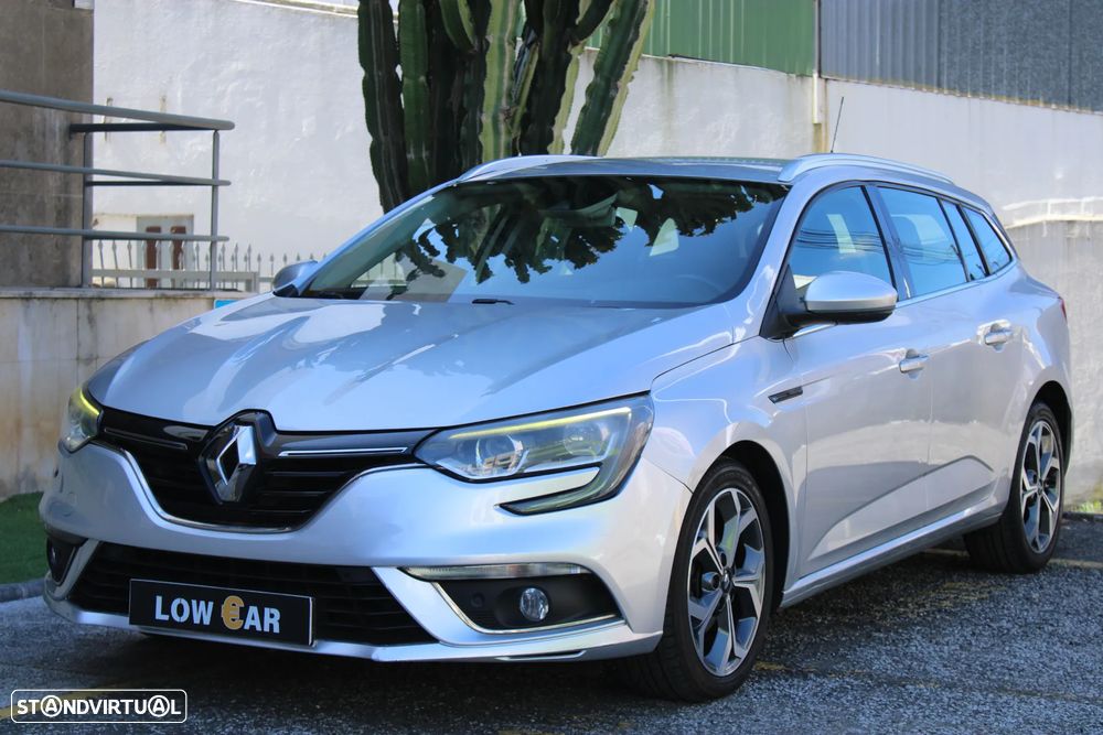 Renault Mégane Sport Tourer ENERGY dCi 110 EDC INTENS - 9