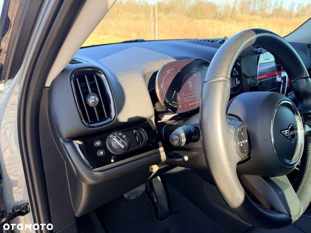 MINI Countryman Cooper SE ALL4 Shadow Edition - 21