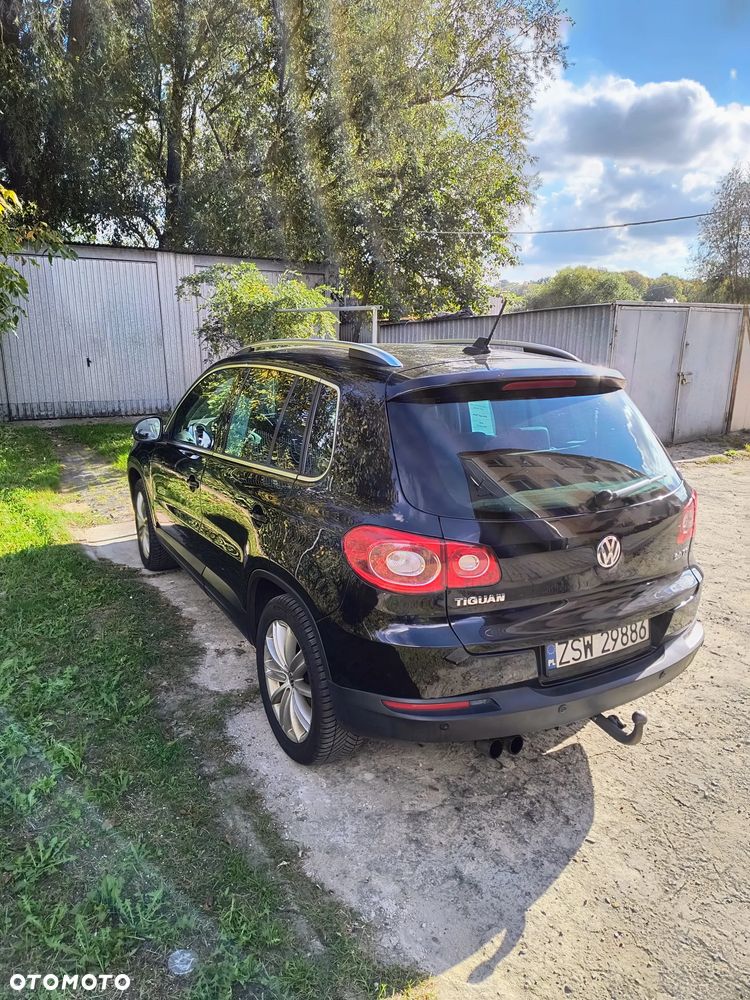 Volkswagen Tiguan - 6
