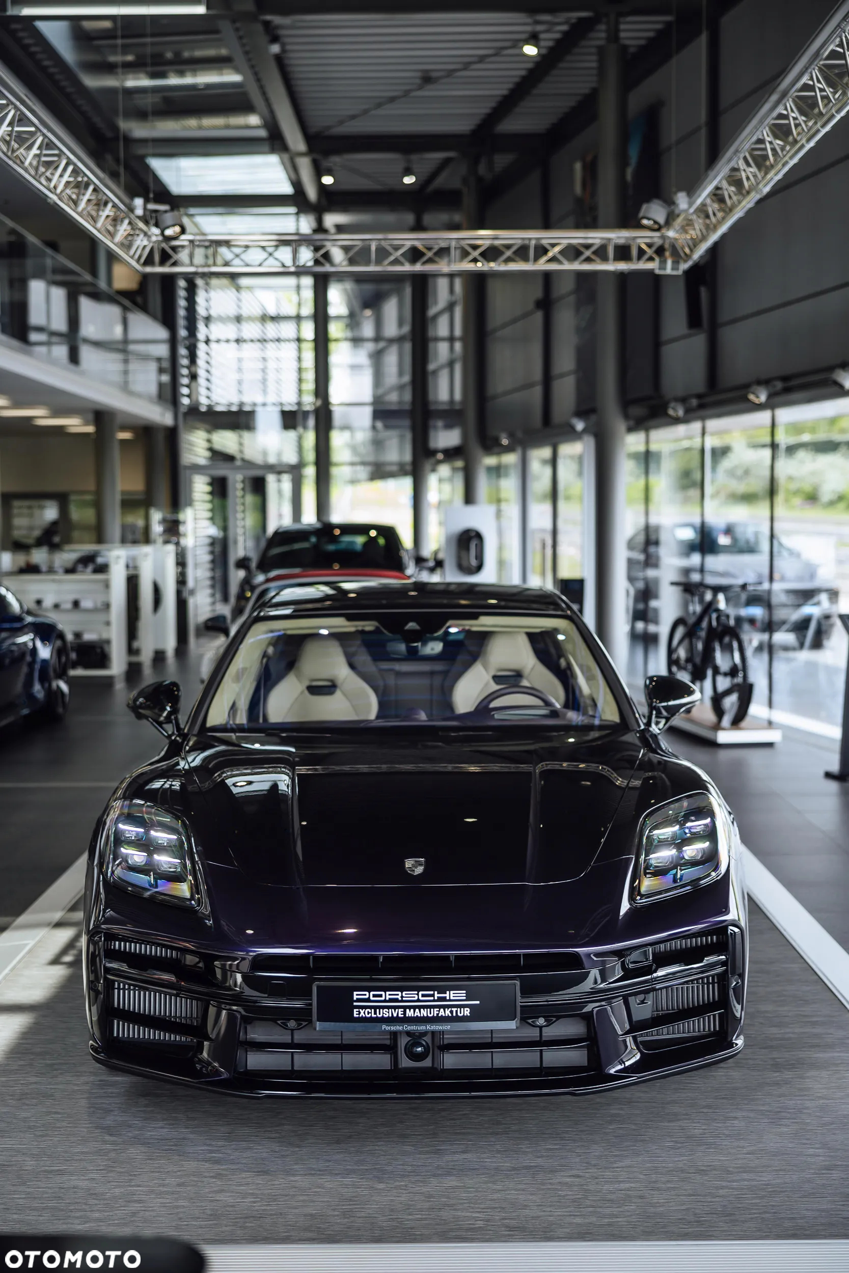 Porsche Panamera - 4