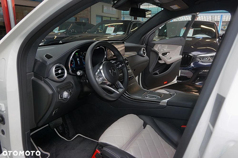 Mercedes-Benz GLC Coupe 200 - 13