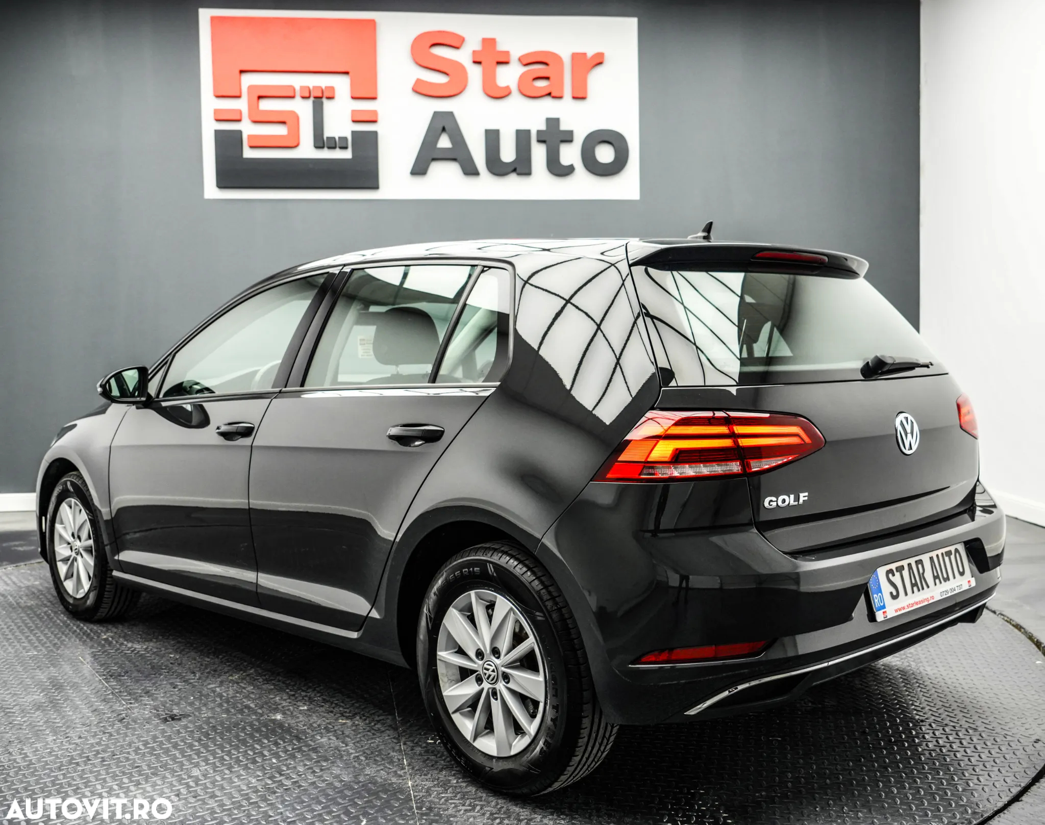 Volkswagen Golf 1.6 TDI Trendline - 5
