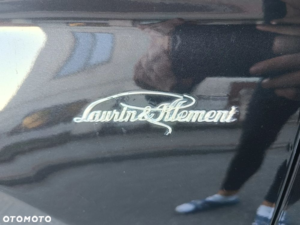 Skoda Superb 2.0 TDI DSG Premium Edition - 10