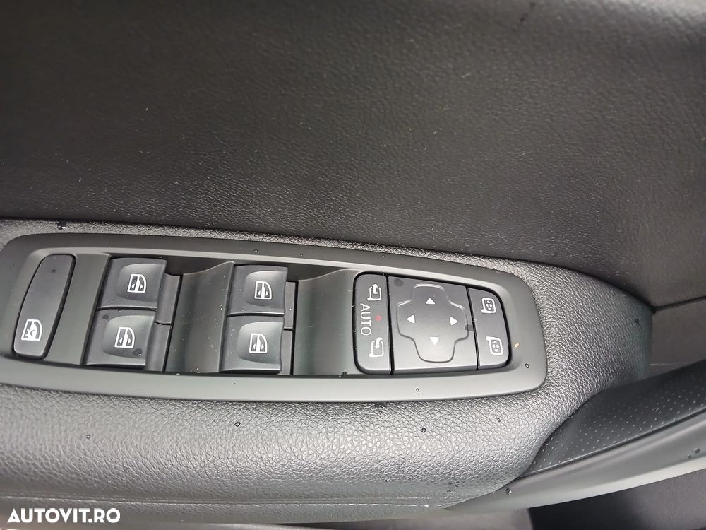 Renault Megane Blue dCi 116 EDC Intens - 10