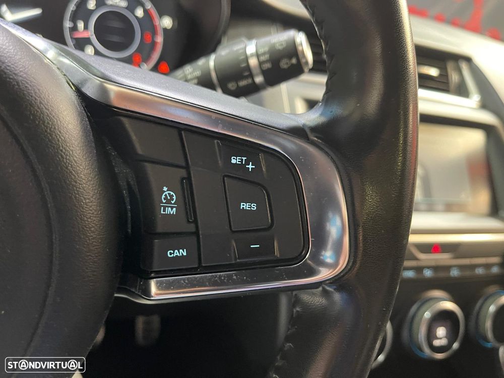 Jaguar E-Pace 2.0 i4D R-Dynamic S - 43