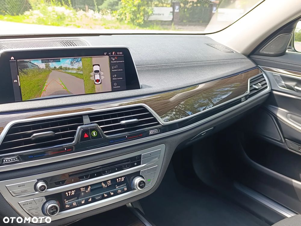 BMW Seria 7 740Li - 18