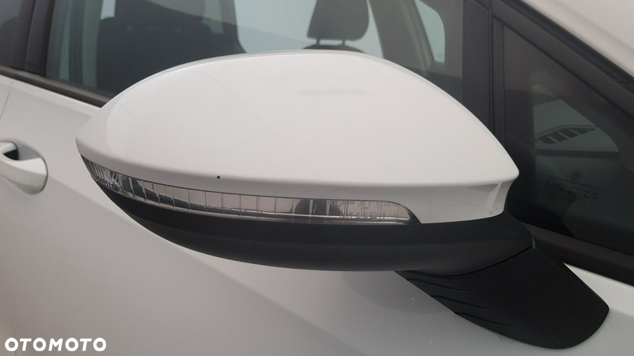 Volkswagen Golf - 18