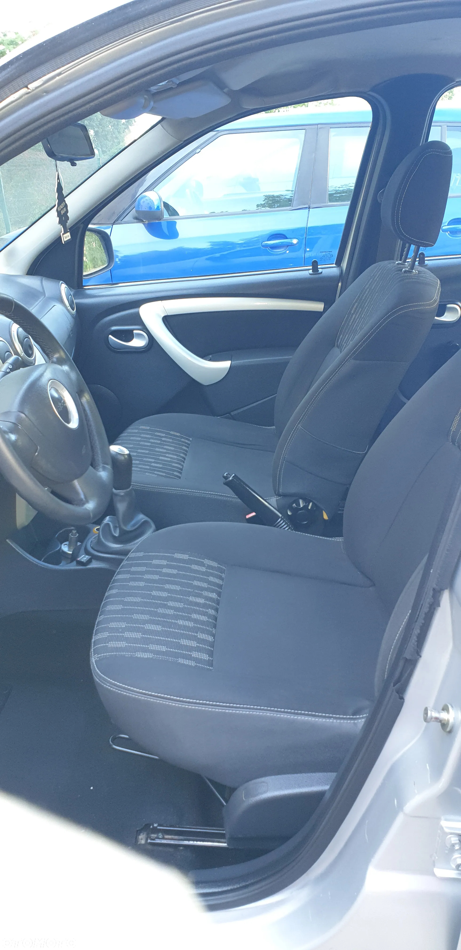 Dacia Logan - 12