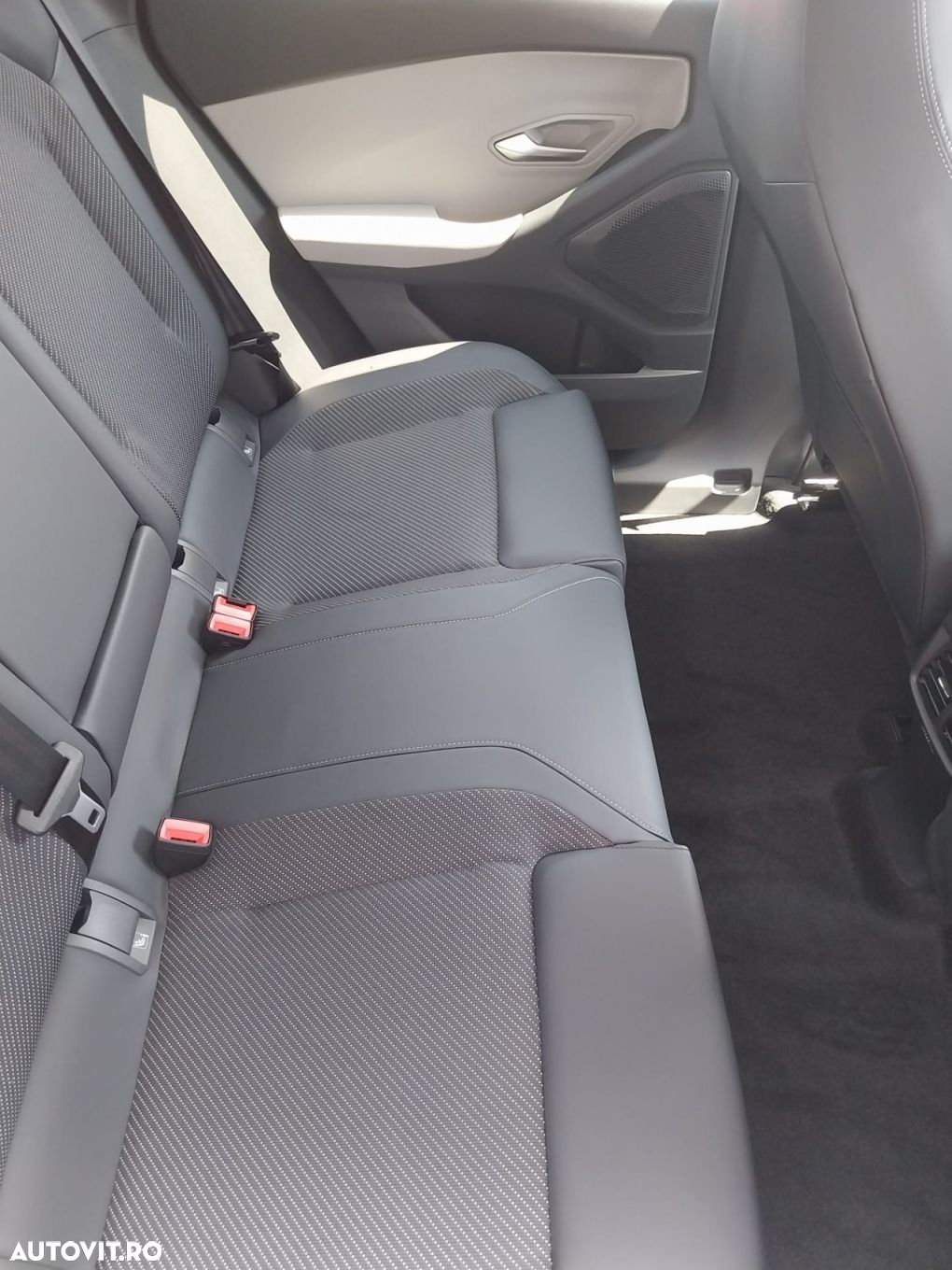 Ford Explorer - 7